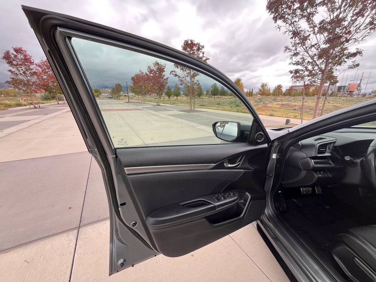 Used 2020 Honda Civic Sport image 17