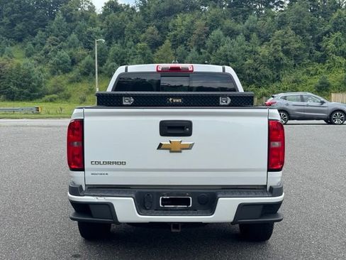 Used 2016 Chevrolet Colorado Z71 AWD/4WD image 6