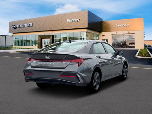 New 2026 Hyundai Elantra Sport FWD image 7