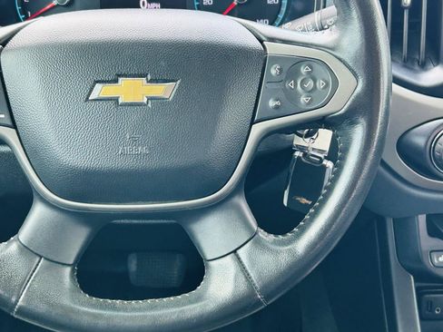 Used 2020 Chevrolet Colorado Z71 AWD/4WD image 15