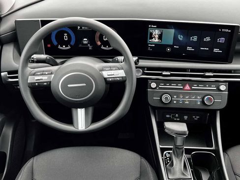 New 2026 Hyundai Tucson SE image 17