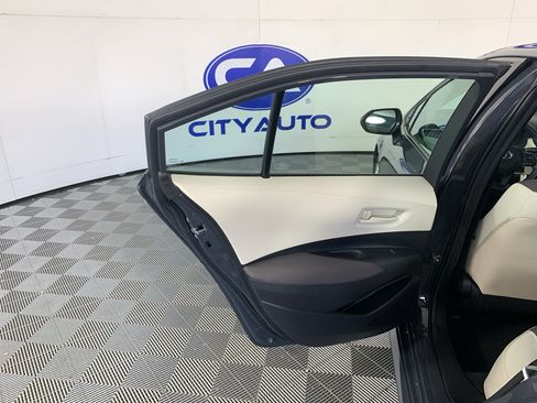 Used 2023 Toyota Corolla LE FWD image 29