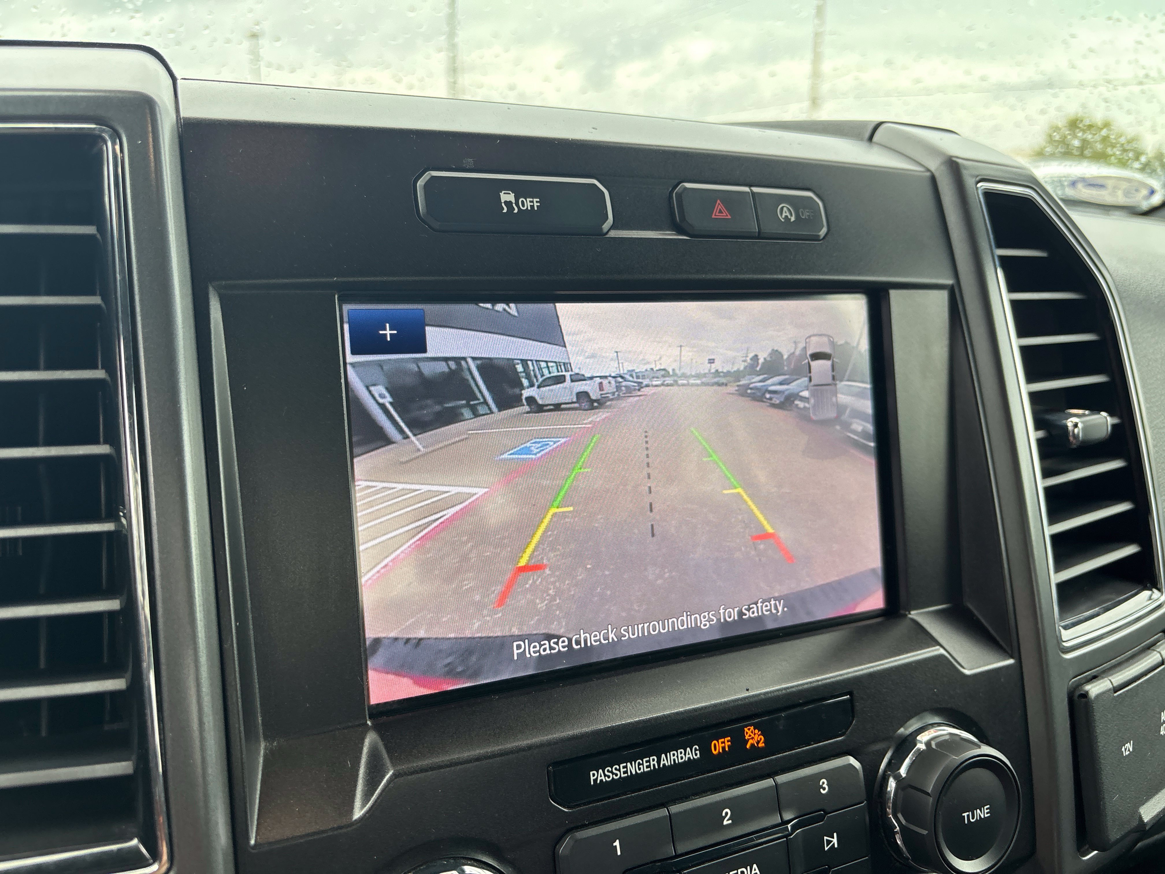 Used 2020 Ford F150 XLT w/ Equipment Group 302A Luxury AWD/4WD image 32