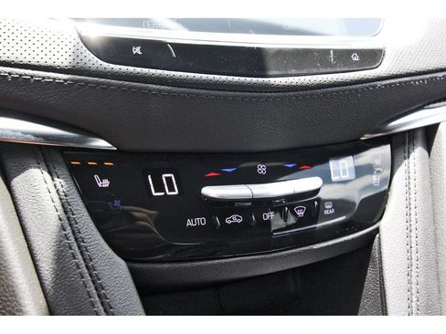New 2026 Cadillac XT5 Sportv w/ LPO, Onyx Lite Package AWD/4WD image 18