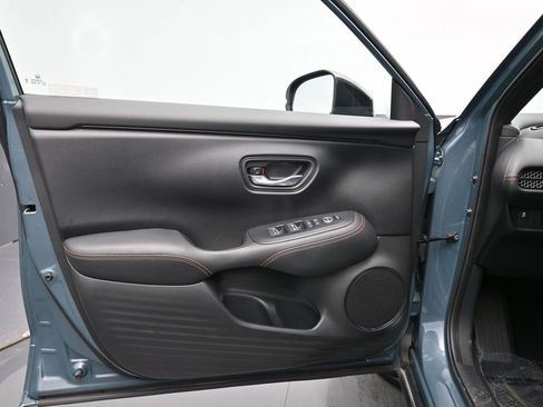 Certified 2024 Honda HR-V Sport image 30