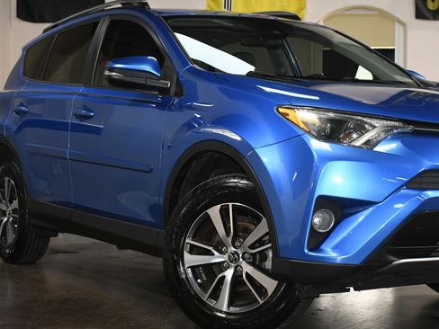 Used 2018 Toyota RAV4 XLE image 53