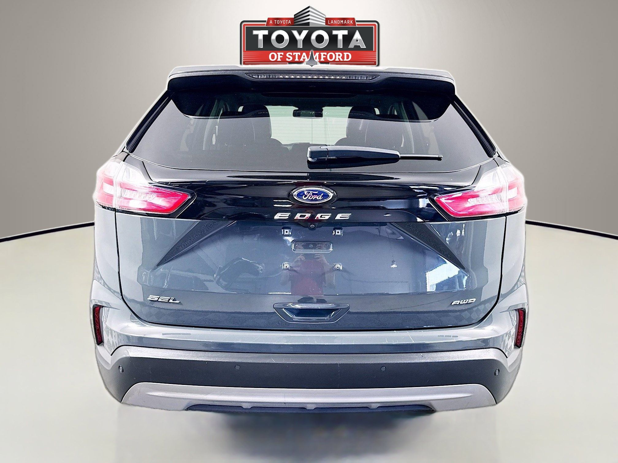 Used 2021 Ford Edge SEL w/ Convenience Package AWD/4WD image 6
