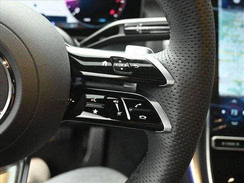 Certified 2026 Mercedes-Benz GLC 300 4MATIC image 14