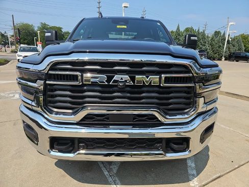 Certified 2025 RAM 2500 Big Horn AWD/4WD image 5