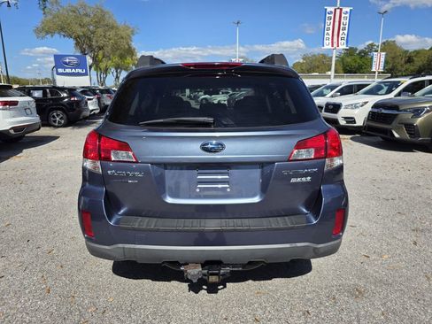 Used 2013 Subaru Outback 2.5i Premium w/ Popular Pkg 3 AWD/4WD image 4