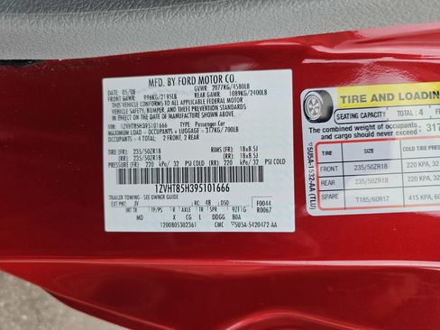 Used 2009 Ford Mustang GT RWD image 34