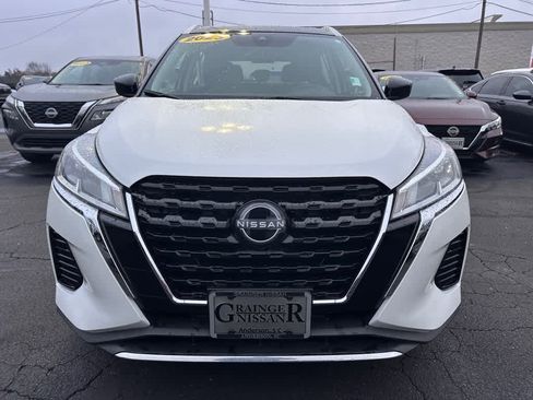 Used 2023 Nissan Kicks SV image 8