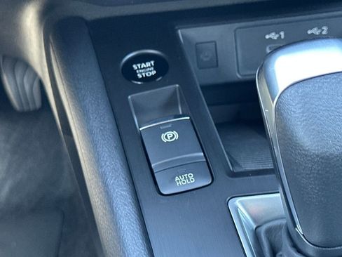 New 2026 Nissan Kicks SV image 24