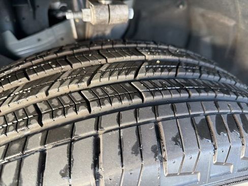 Used 2025 Jeep Grand Cherokee L Limited w/ Trailer Tow Package image 28