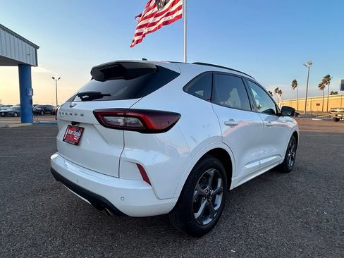 Used 2024 Ford Escape ST-Line w/ Tech Pack #1 FWD image 6