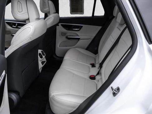 Certified 2025 Mercedes-Benz GLC 300 4MATIC image 20