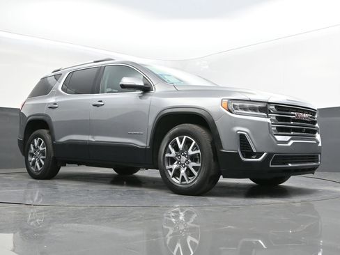 Used 2023 GMC Acadia SLT w/ Technology Package image 41