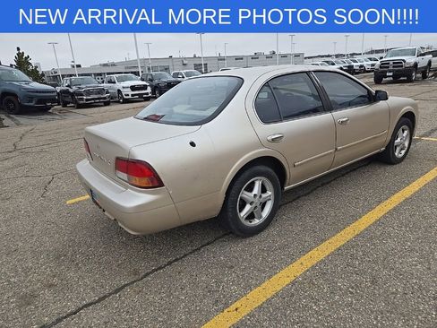 Used 1997 Nissan Maxima image 6