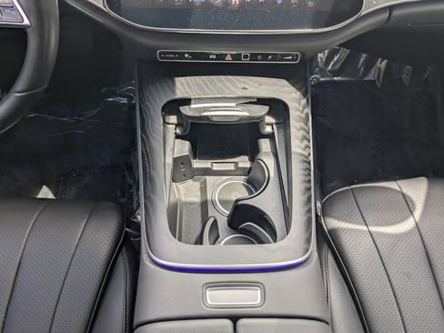 Certified 2025 Mercedes-Benz E 350 Sedan image 6