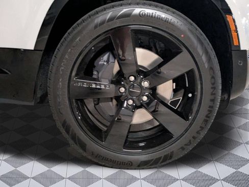 New 2026 Land Rover Defender 110 X-Dynamic SE AWD/4WD image 20