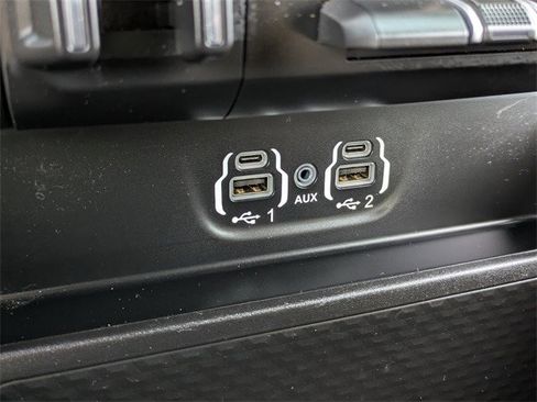 Used 2022 RAM 2500 Laramie w/ Night Edition image 21