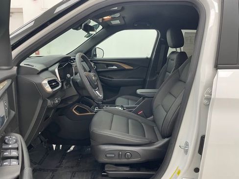 Used 2023 Chevrolet TrailBlazer ACTIV image 9