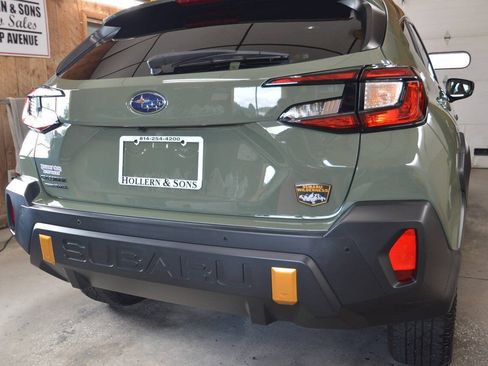 Used 2024 Subaru Crosstrek 2.5i Wilderness w/ Crosstrek Mirror Package AWD/4WD image 14