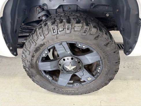 Used 2018 Toyota Tundra SR5 w/ SR5 Upgrade Package AWD/4WD image 7