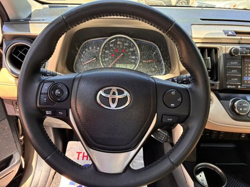 Used 2014 Toyota RAV4 Limited AWD/4WD image 29