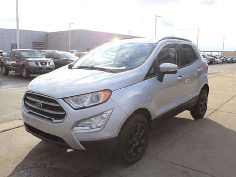 Used 2018 Ford EcoSport SE w/ SE Convenience Package image 3