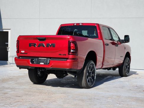 New 2026 RAM 2500 Big Horn AWD/4WD image 4