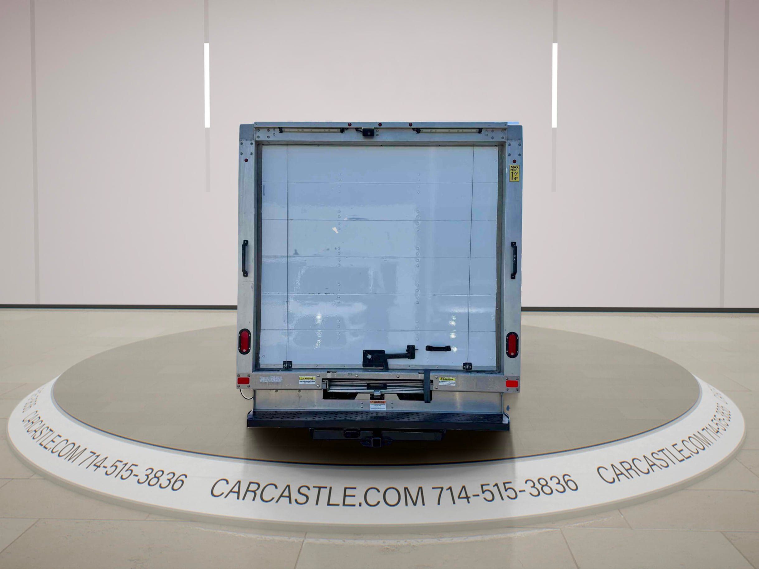 Used 2019 Ford Transit 350 156 DRW RWD image 4