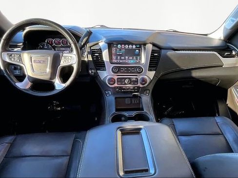 Used 2020 GMC Yukon SLT w/ Premium Edition image 7