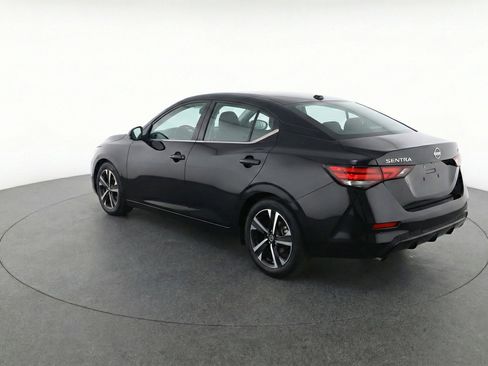 Used 2025 Nissan Sentra SV image 6