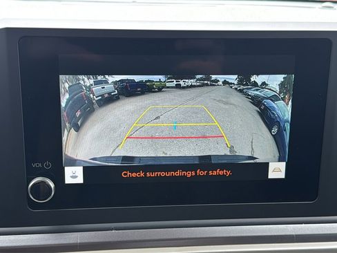 Certified 2025 Toyota Tacoma SR5 image 35