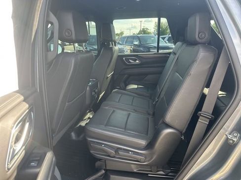 Used 2022 Chevrolet Tahoe LT w/ Luxury Package AWD/4WD image 28