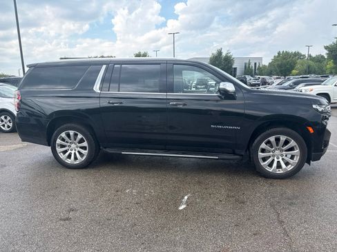 Used 2021 Chevrolet Suburban Premier AWD/4WD image 4