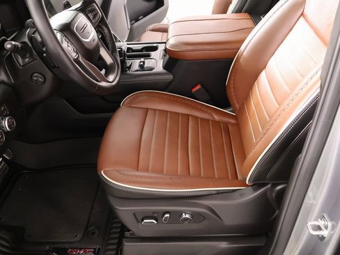 Used 2026 GMC Sierra 1500 Denali Ultimate image 13