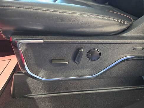 Used 2024 Ford F250 Lariat w/ Lariat Ultimate Package image 9