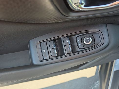Used 2021 Subaru Outback Premium AWD/4WD image 11