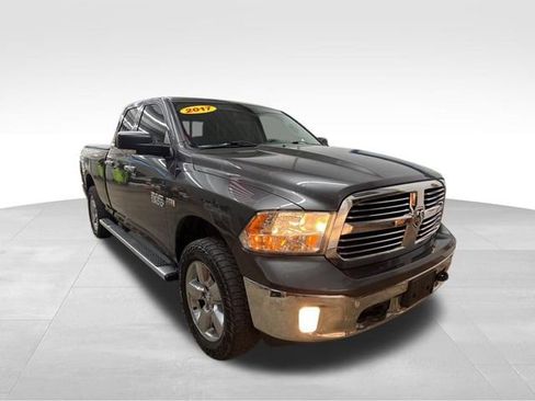 Used 2017 RAM 1500 Big Horn AWD/4WD image 3