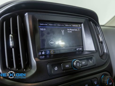 Used 2020 Chevrolet Colorado W/T w/ WT Convenience Package RWD image 18