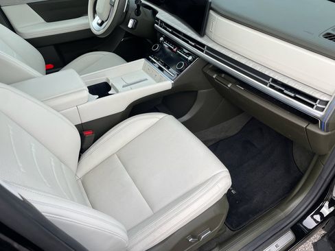 Used 2025 Hyundai Santa Fe Calligraphy image 27