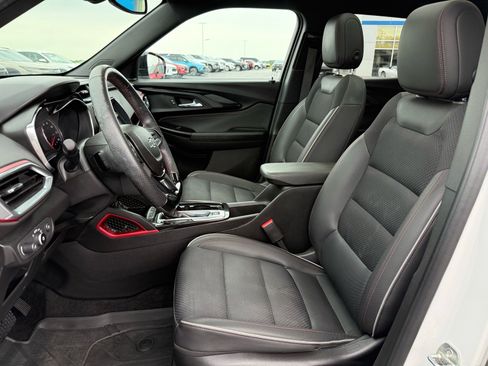 Used 2021 Chevrolet TrailBlazer RS w/ Sun and Liftgate Package AWD/4WD image 12