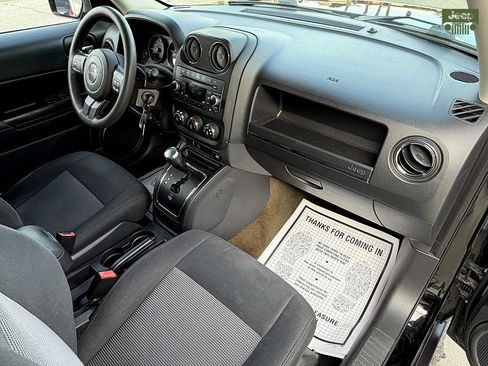 Used 2017 Jeep Patriot Sport w/ Power Value Group image 12