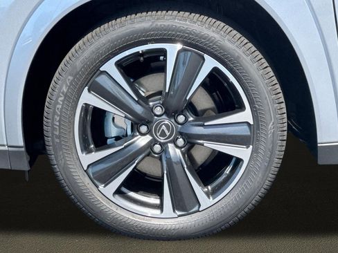 New 2026 Lexus UX 300h FWD image 12