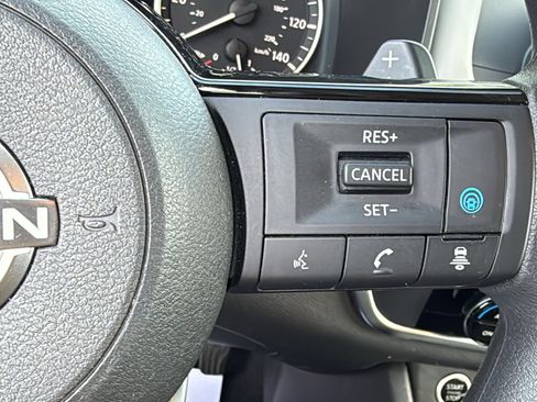 Certified 2023 Nissan Rogue SV AWD/4WD image 11