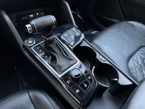 Used 2023 Kia Sportage X-Line image 11