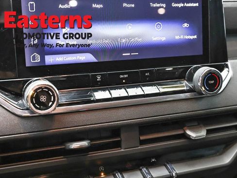 Used 2023 Chevrolet Colorado W/T image 20