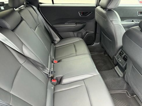 Used 2026 Subaru Outback Premium w/ Premium/Limited Package 2 AWD/4WD image 19